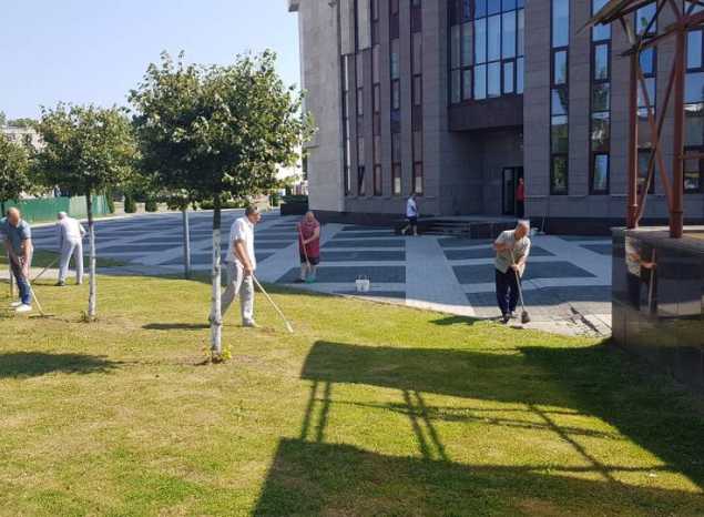 В «Пензаконцерте» — санитарная пятница