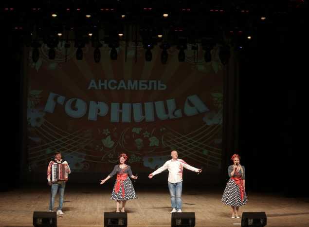 В филармонии состоялся «Концерт для друзей» ансамбля «Горница»