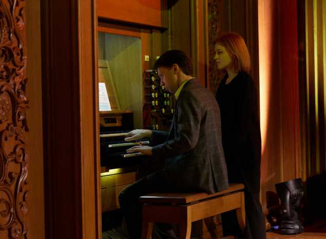 Программу «Симфонический орган» в филармонии представил Егор Колесов