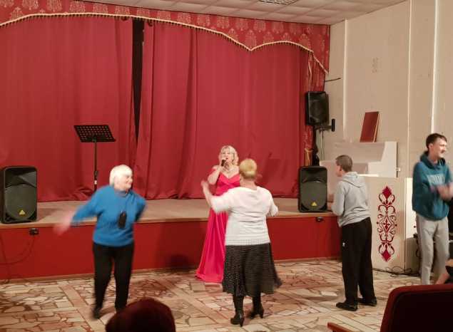 Елена Сафронова выступила в санатории им.Володарского