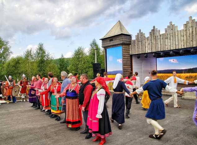 Артисты «Пензаконцерта» приняли участие в фестивале «Золотаревское городище — перекресток цивилизаций»