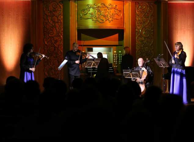 Струнный квартет «Премьера» и саратовская органистка представили совместную программу