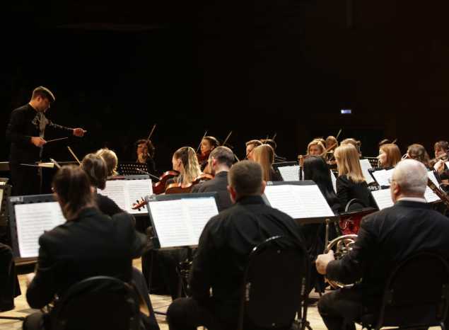 Концерт симфонического оркестра.