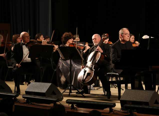 В филармонии состоялся концерт Вячеслава Денисова