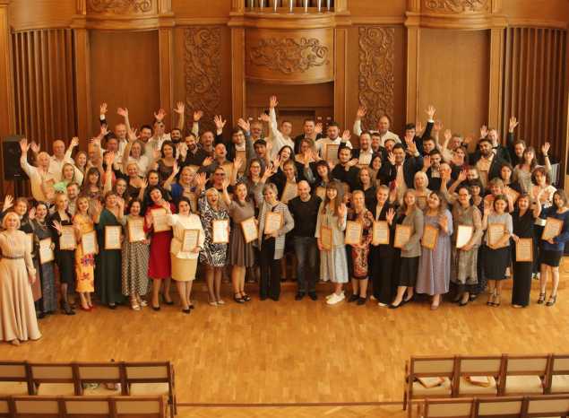 В «Пензаконцерте» поздравили артистов Губернаторской симфонической капеллы с юбилейной датой