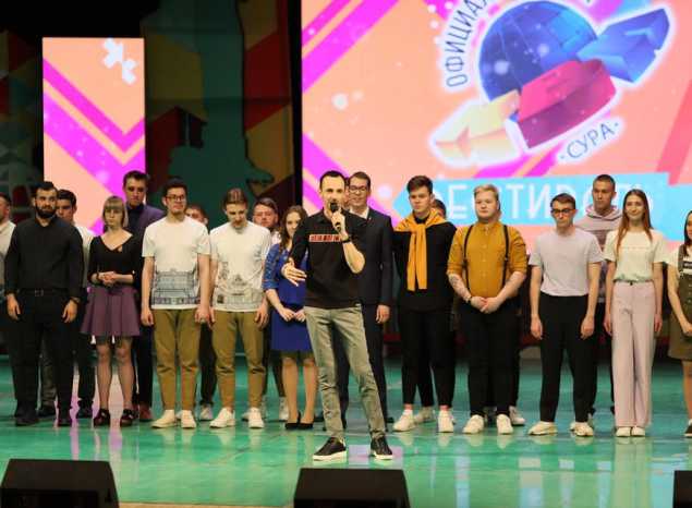 В «Пензаконцерте» состоялся Фестиваль официальной лиги КВН «Сура»
