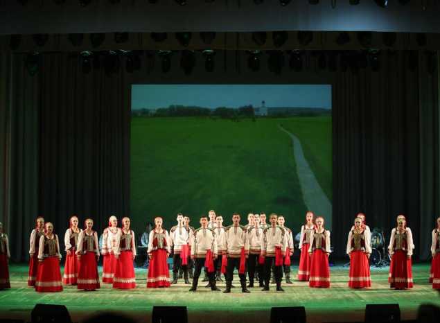 «Душа народа в песнях и танцах»
