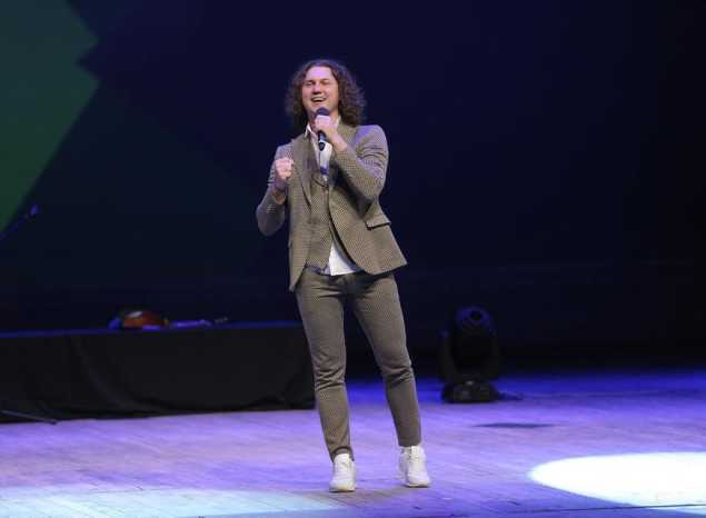 В ККЗ «Пенза» состоялся концерт Александра Бардина