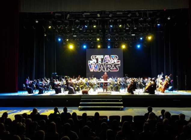 Симфонический оркестр п/у Вячеслава Филиппенкова исполнил «Музыку Голливуда»