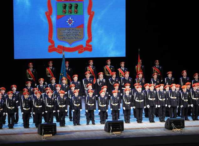 Учащиеся школы по делам ГОЧС № 70 дали торжественное обещание кадета