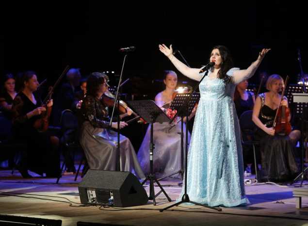 Предлагаем посмотреть концертную программу «Старый Новый год с Гульсиной Рафековой»!