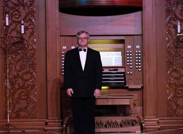 В «Пензаконцерте» выступил известный российский органист Алексей Шмитов