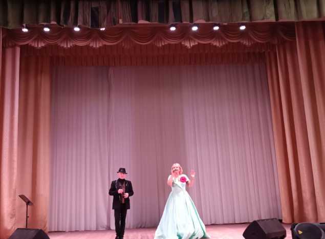 Артисты «Пензаконцерта» вновь выступили для жителей ДНР и ЛНР