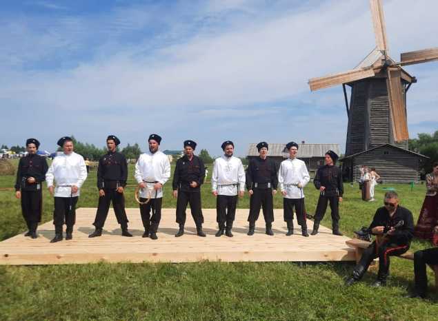 Ансамбль «Казачья застава» принял участие в Лермонтовском празднике