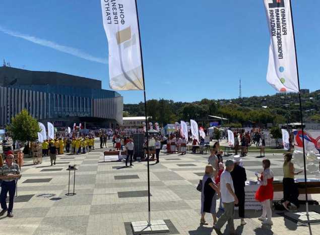 В День знаний на Юбилейной площади состоялся фестиваль «Первый шаг к успеху»