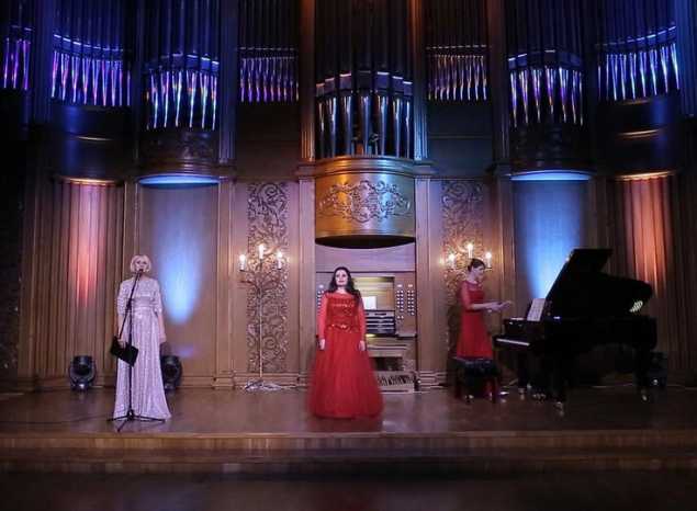 Онлайн-концерт «Нас всех объединяет музыка» в исполнении артистов «Пензаконцерта»