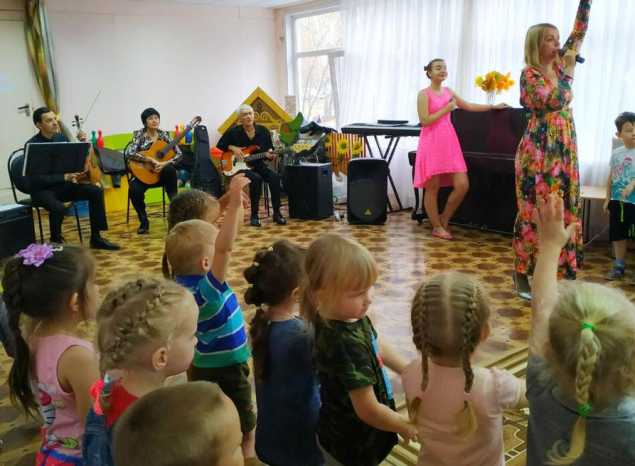 Творческий коллектив «Экспромт» выступил в детском саду № 17 г. Пензы