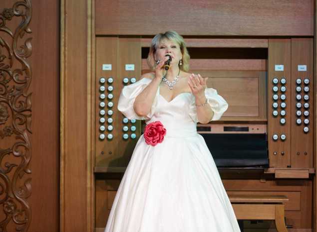 Концерт Елены Сафроновой состоялся в филармонии