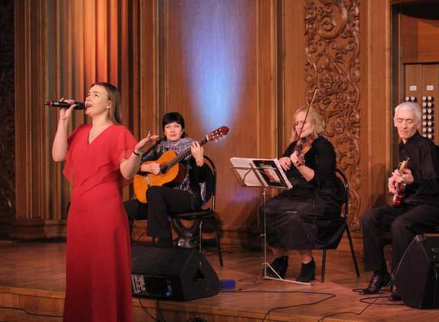 Артисты «Пензаконцерта» выступили с программой «Музыка кино»