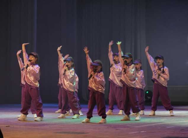 В «Пензаконцерте» выступили воспитанники эстрадной студии «Премиум» гимназии № 44 города Пензы