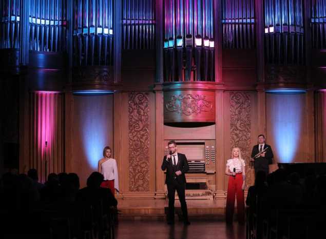 Артисты «Пензаконцерта» выступили для сотрудников ООО УК «РОСТАГРО»