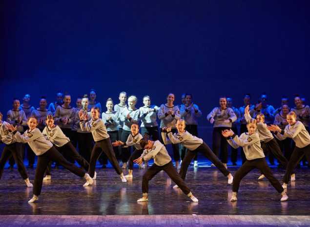 В Большом зале филармонии состоялся отчётный концерт творческой студии «NikaStyle»