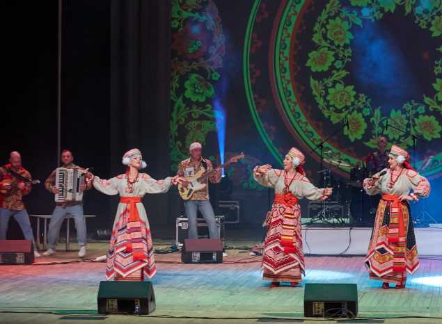 Концерт ансамбля «Злато-Серебро» состоялся в филармонии