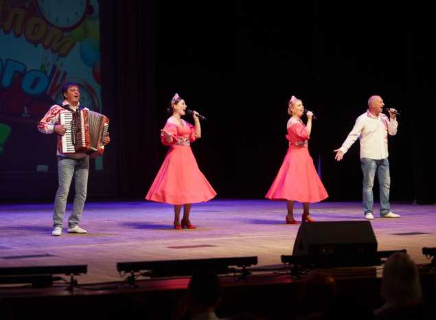 Студенты колледжа пищевой промышленности и коммерции отметили начало учебного года в филармонии