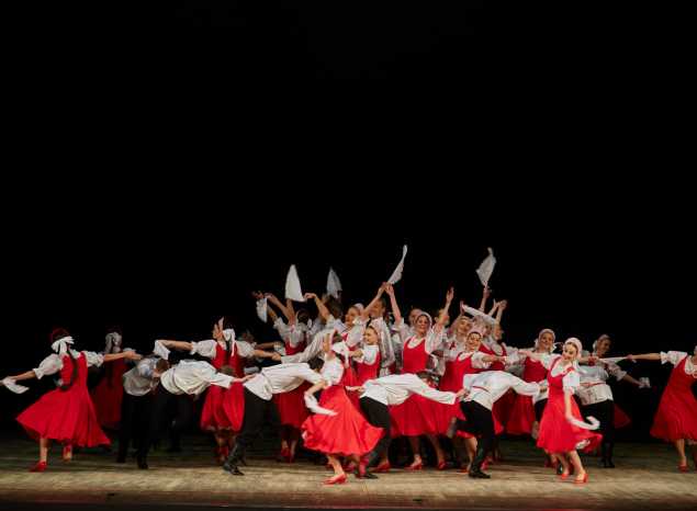 В ККЗ «Пенза» состоялся концерт балета Игоря Моисеева