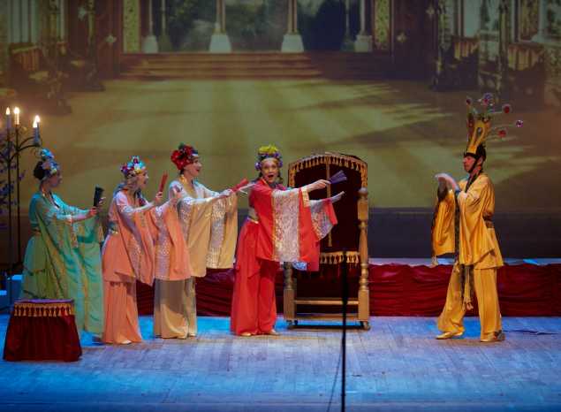 В День защиты детей юные пензенцы посмотрели музыкальный спектакль «Чудеса доброго сказочника»