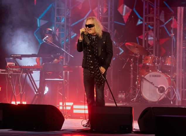 В ККЗ «Пенза» состоялся концерт Александра Иванова и группы «Рондо»