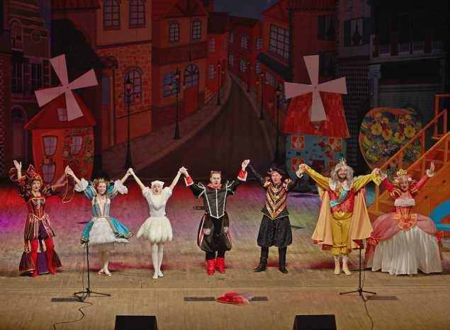 В «Пензаконцерте» начались Новогодние представления