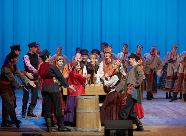 В филармонии состоялся концерт хореографического ансамбля «Вензеля»