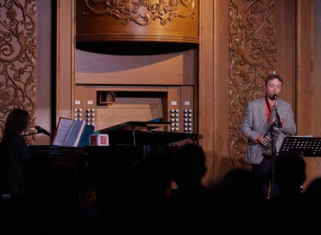 В филармонии выступили известные джазовые музыканты Алексей Круглов и Карина Кожевникова