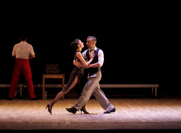 В ККЗ «Пенза» состоялось шоу «Танго в тени»