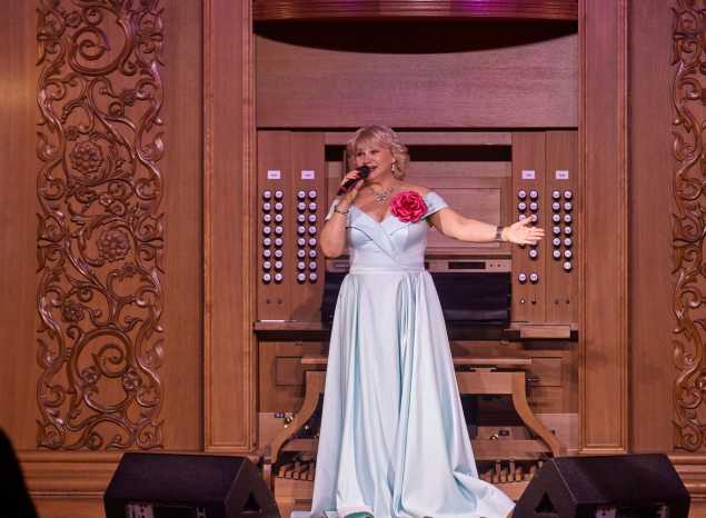 Состоялся повторный концерт Елены Сафроновой «Эхо любви»