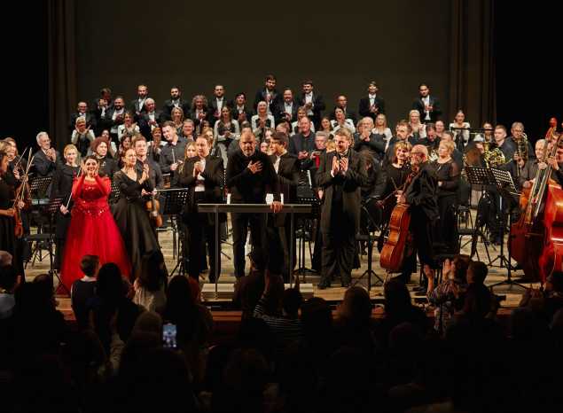 Губернаторская симфоническая капелла открыла новый творческий сезон блистательной программой «Опера-гала»