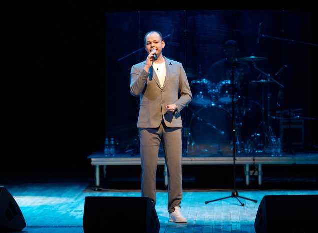 В ККЗ «Пенза» состоялся концерт Алексея Брянцева