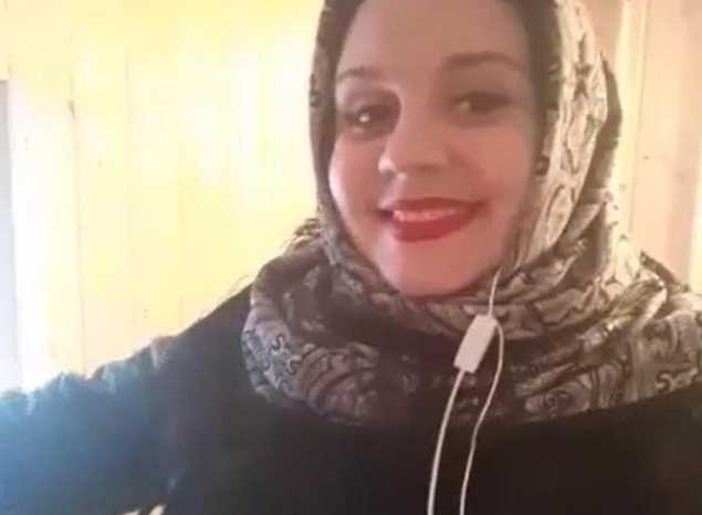 Солистка Губернаторской симфонической капеллы Гульсина Рафекова исполнила песню «Валенки»