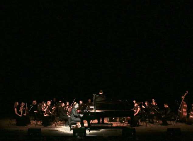 В «Пензаконцерте» выступили Вятский камерный оркестр п/у Евгения Дробахина и пианист Руслан Разгуляев