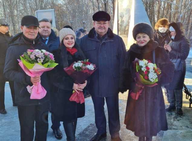 Гульсина Рафекова выступила на торжественной церемонии открытия в Пензе стелы «Город трудовой доблести»