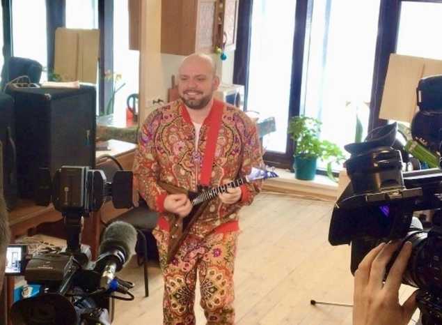 Музыкант-виртуоз Иван Нивин готовится к сольному концерту