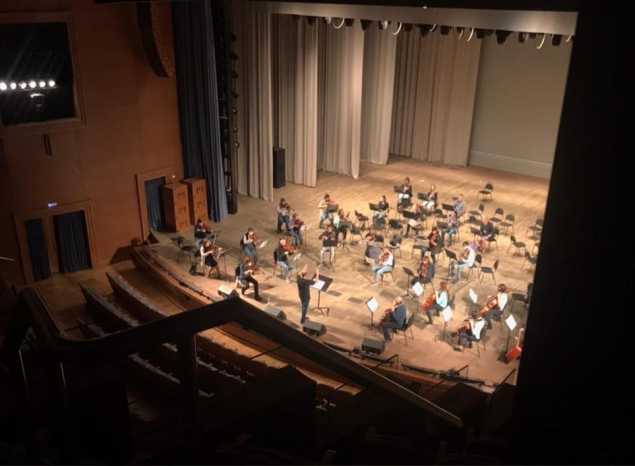 Симфонический оркестр п/у Вячеслава Филиппенкова готовится к выступлению с программой «Соло с оркестром»