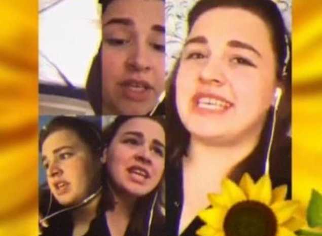 Артистка ансамбля «Миряне» Анастасия Легошина исполнила песню «А я ясные дни…»