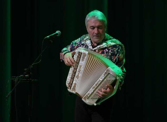 В День всех влюблённых в «Пензаконцерте» выступил Валерий Сёмин