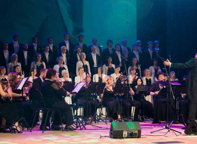 Предлагаем посмотреть фрагменты выступления Губернаторской симфонической капеллы в рамках 43-го Всероссийского Лермонтовского праздника