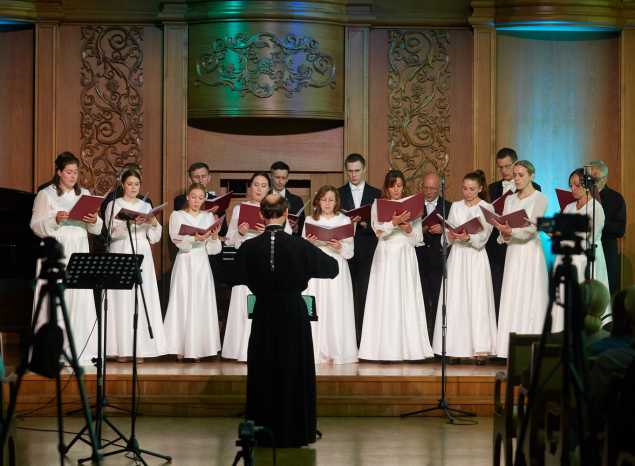 В филармонии выступил Пензенский епархиальный хор «Спас»