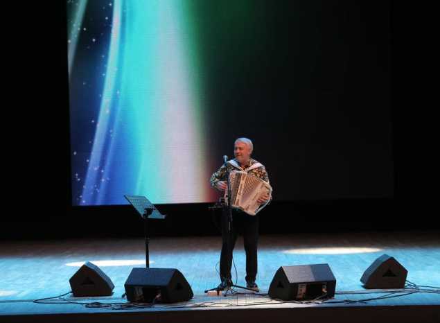 В Киноконцертном зале «Пенза» выступил Валерий Сёмин