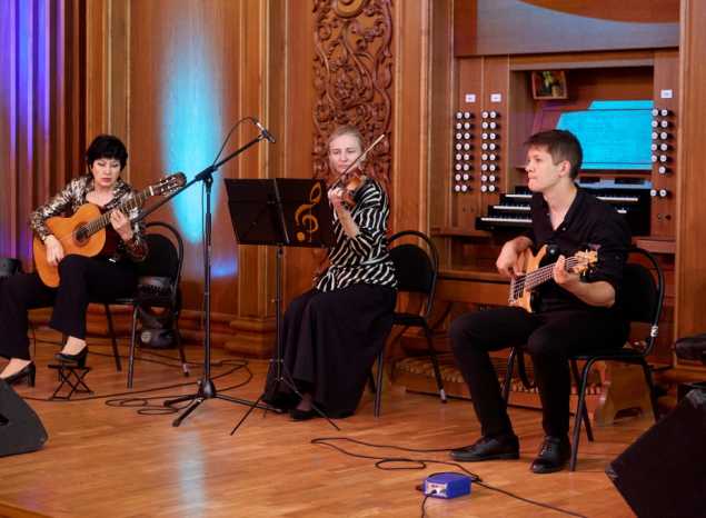 «Танцевальный марафон» от творческого коллектива «Экспромт»