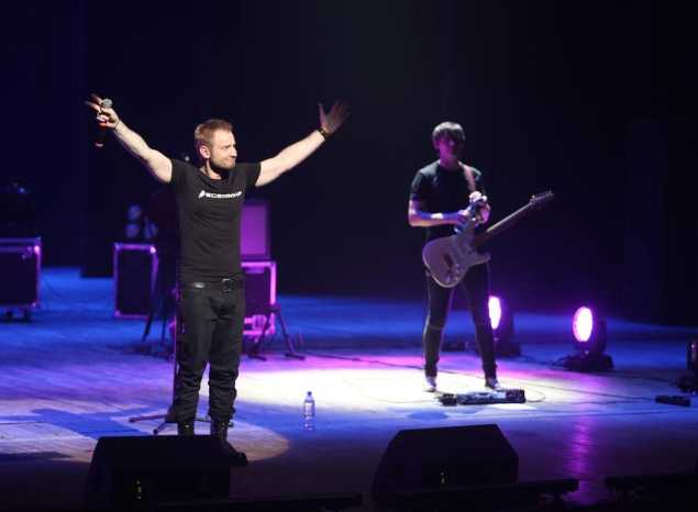 В «Пензаконцерте» выступил известный российский исполнитель Алексей Хворостян